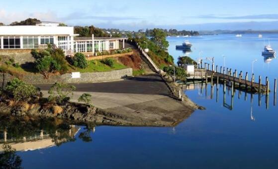 The Camel, Raio Glampervan Pukenui Apartment Exterior photo